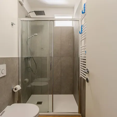 Agone By Interhome شقة